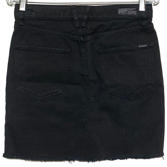Volcom Black Jean Denim Mini Skirt S 4/6 High Rise Distressed Frayed Hem Grunge - Picture 3 of 11